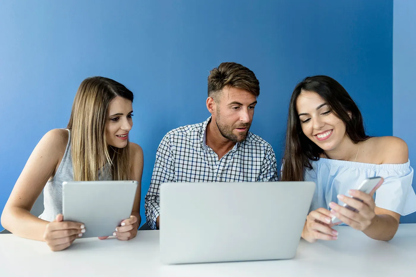 Senior Hires sector